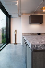 Showroom 27