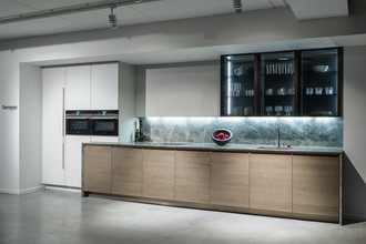 Showroom 42